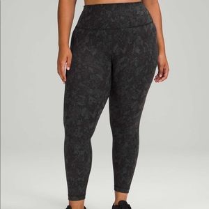 Wunder Train HR Tight 25” size 4